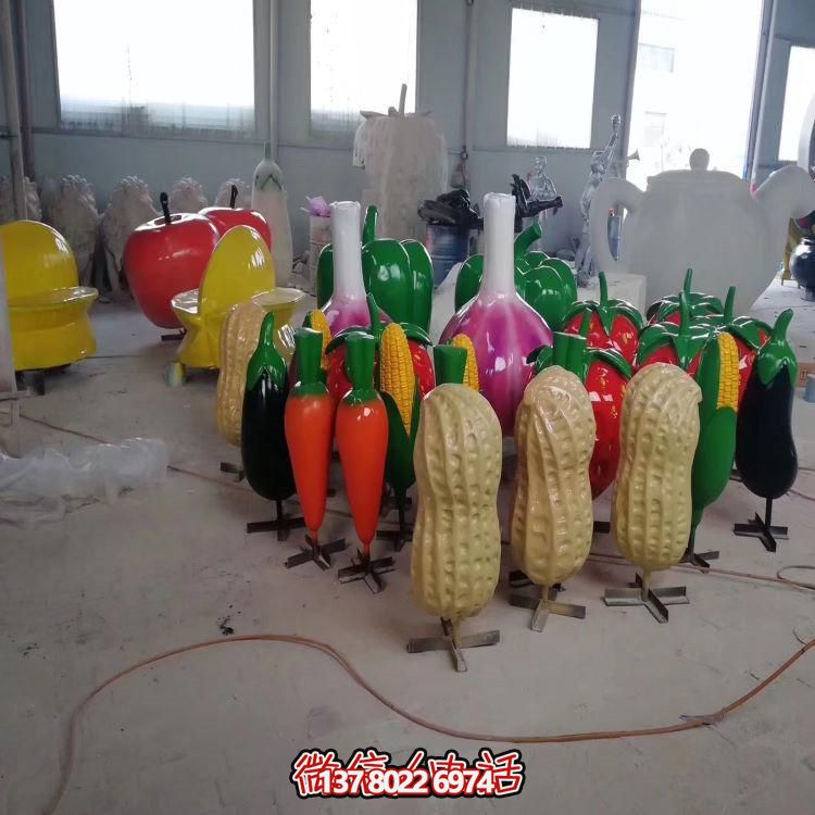 高品質(zhì)玻璃鋼雕塑，為您的園林景觀(guān)提供新鮮水果蔬菜